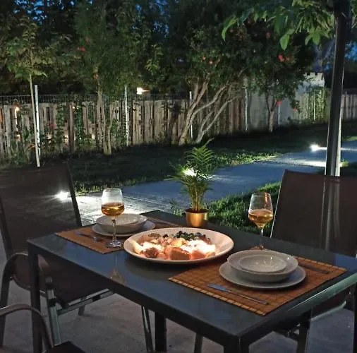 Sasa's Family House Potidea